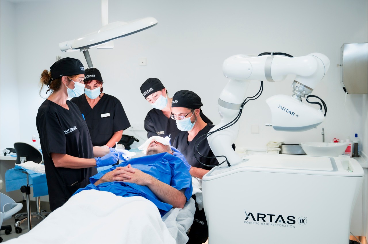 Injerto capilar con Artas Madrid